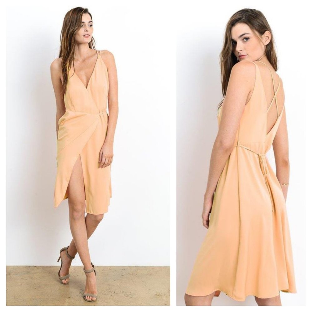 🦋MAKE AN OFFER!🦋 Peach Pink Wrap Dress
